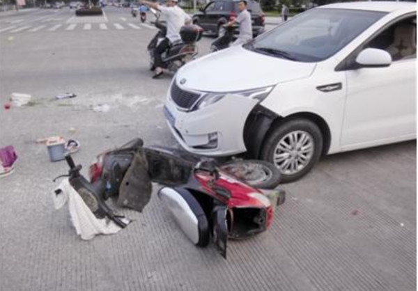 1615603324185935.jpg 电动车_副本.jpg