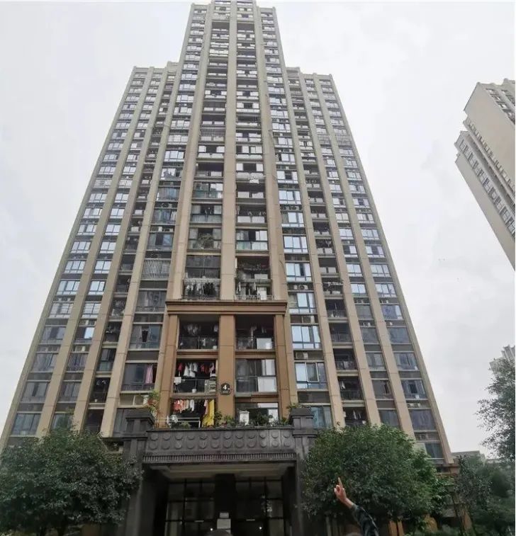 事发小区.jpg